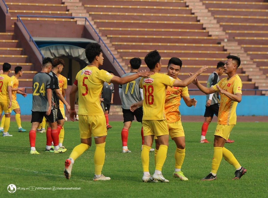 U23 Việt Nam thắng đội hạng Nhất ở trận ra mắt HLV Troussier U23 Việt Nam thắng đội hạng Nhất ở trận ra mắt HLV Troussier