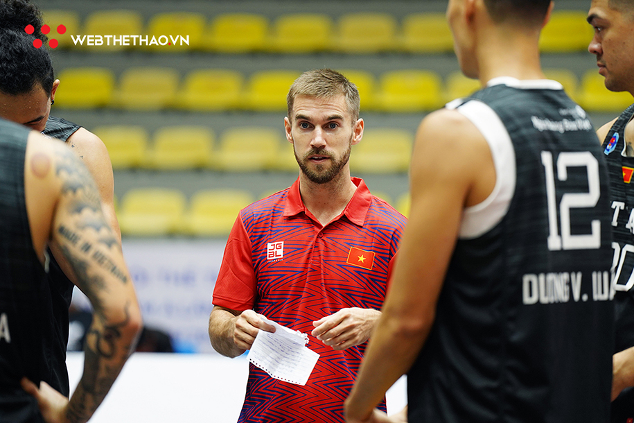 Không chỉ ABL Finals, HLV Matt Van Pelt sẽ vắng mặt cả chiến dịch bóng rổ SEA Games 32