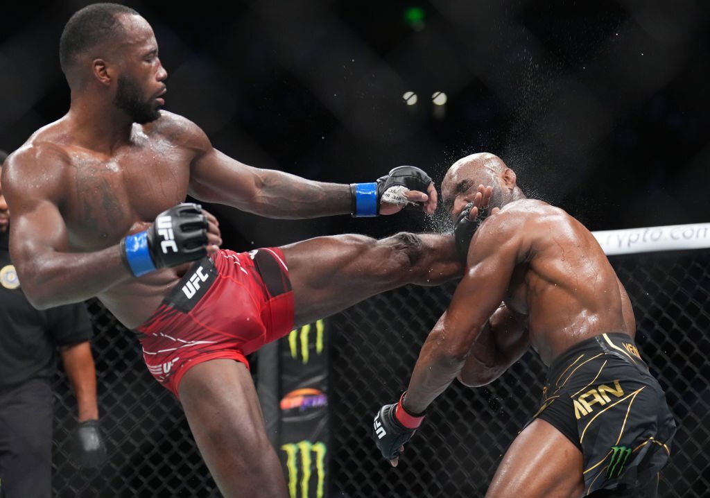 Leon Edwards hay Kamaru Usman: Ai áp lực hơn khi lên đài tại UFC 286