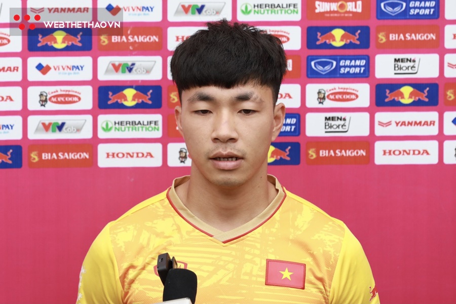 Huỳnh Công Đến thích thú với mục tiêu dự World Cup của HLV Troussier