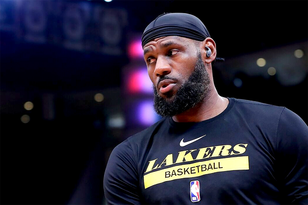 HLV trưởng Los Angeles Lakers: LeBron James sẽ trở lại mùa này!