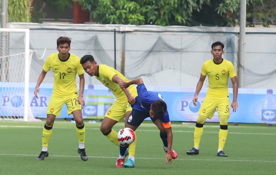 Đối thủ U23 Việt Nam chạy đà trước SEA Games 32: Campuchia bại trận trước Malaysia