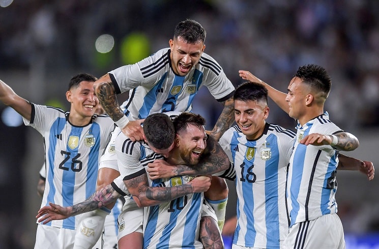 800 bàn thắng được Messi thực hiện thế nào trong sự nghiệp?