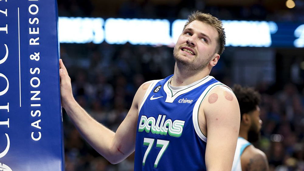 Luka Doncic nói về bất ổn tại Dallas Mavericks: “Hơn cả câu chuyện thắng thua” Luka Doncic nói về bất ổn tại Dallas Mavericks: “Hơn cả câu chuyện thắng thua”