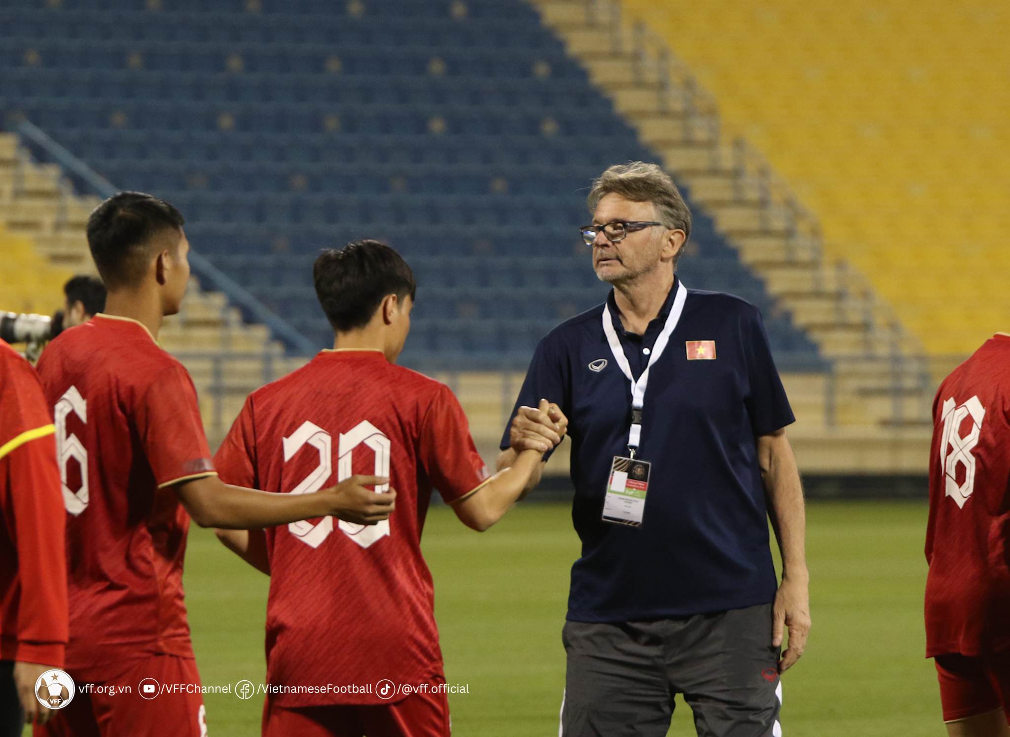 Thua Kyrgyzstan, U23 Việt Nam đứng cuối ở Doha Cup, không ghi nổi bàn thắng Thua Kyrgyzstan, U23 Việt Nam đứng cuối ở Doha Cup, không ghi nổi bàn thắng
