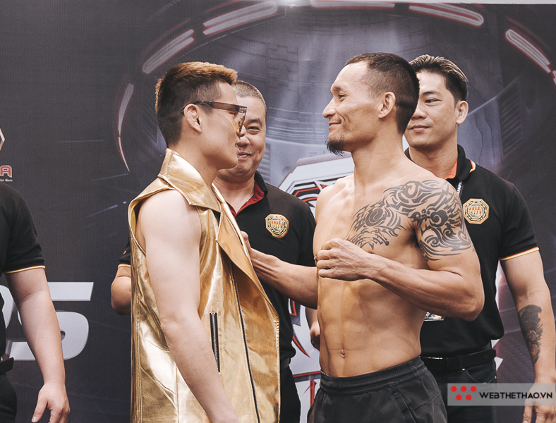 Trần Quang Lộc lần đầu chạm mặt “Rồng Trung Hoa” Lý Tiểu Long trước LION Championship 04