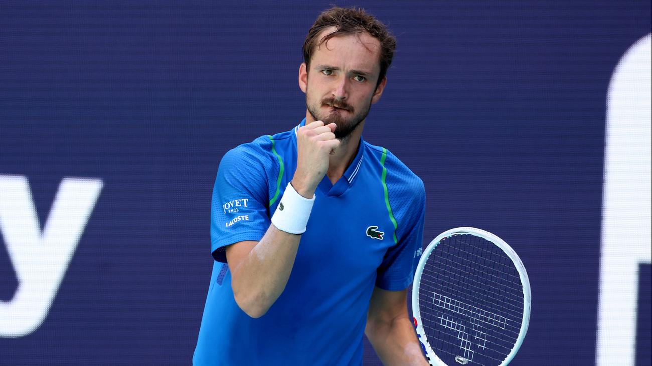 Chung kết Miami Open 2023: Daniil Medvedev vô địch