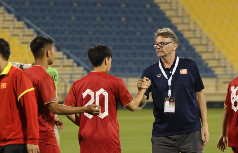 U22 Việt Nam và ĐTQG nữ nhận lệnh giành HCV ở SEA Games 32
