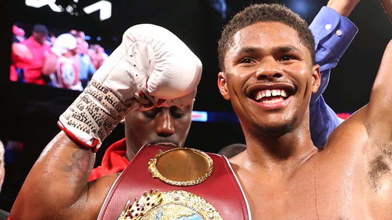 Boxing: Shakur Stevenson bắt đầu hành trình "truy đuổi" Devin Haney