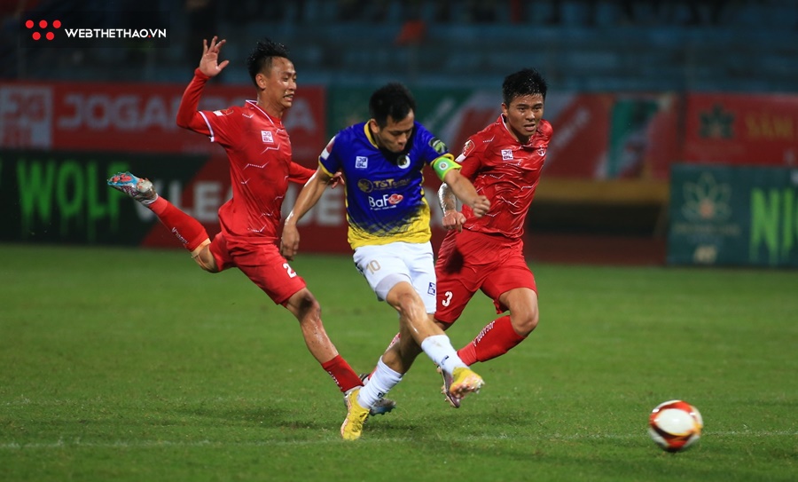 Vì sao Hải Phòng thảm bại 0-3 trước Hà Nội tại Hàng Đẫy?
