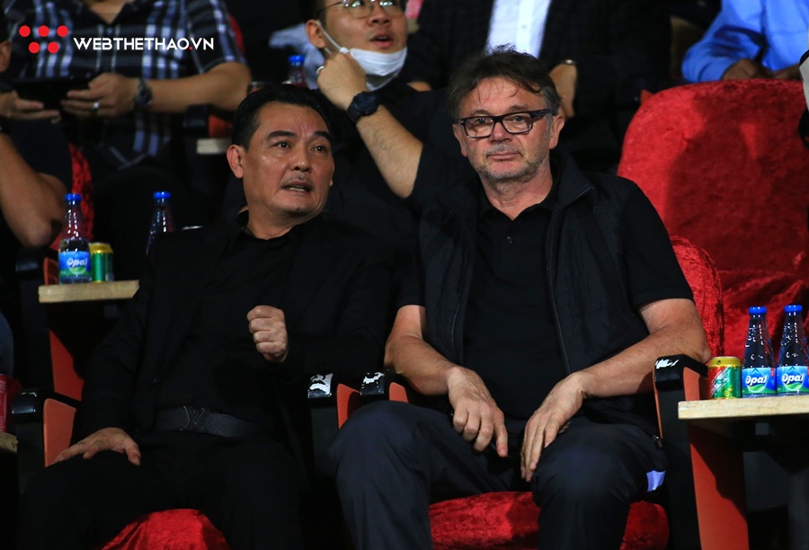 HLV Troussier sung sướng, U22 Thái Lan thống khổ vì quân trước SEA Games 32