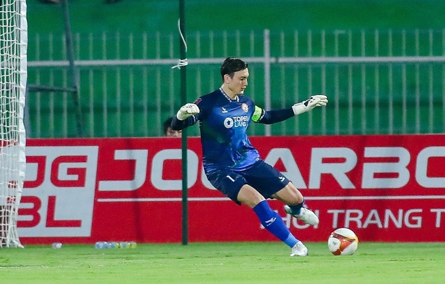 Đặng Văn Lâm hóa “người nhện”, khiến Hà Nội thua trận đầu tiên ở V.League 2023 Đặng Văn Lâm hóa “người nhện”, khiến Hà Nội thua trận đầu tiên ở V.League 2023