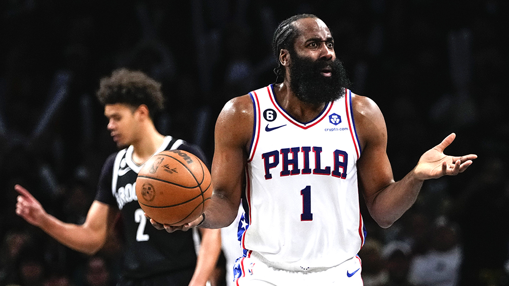 Joel Embiid phạm lỗi thô bạo và James Harden bị đuổi, 76ers vẫn sống sót trước Brooklyn