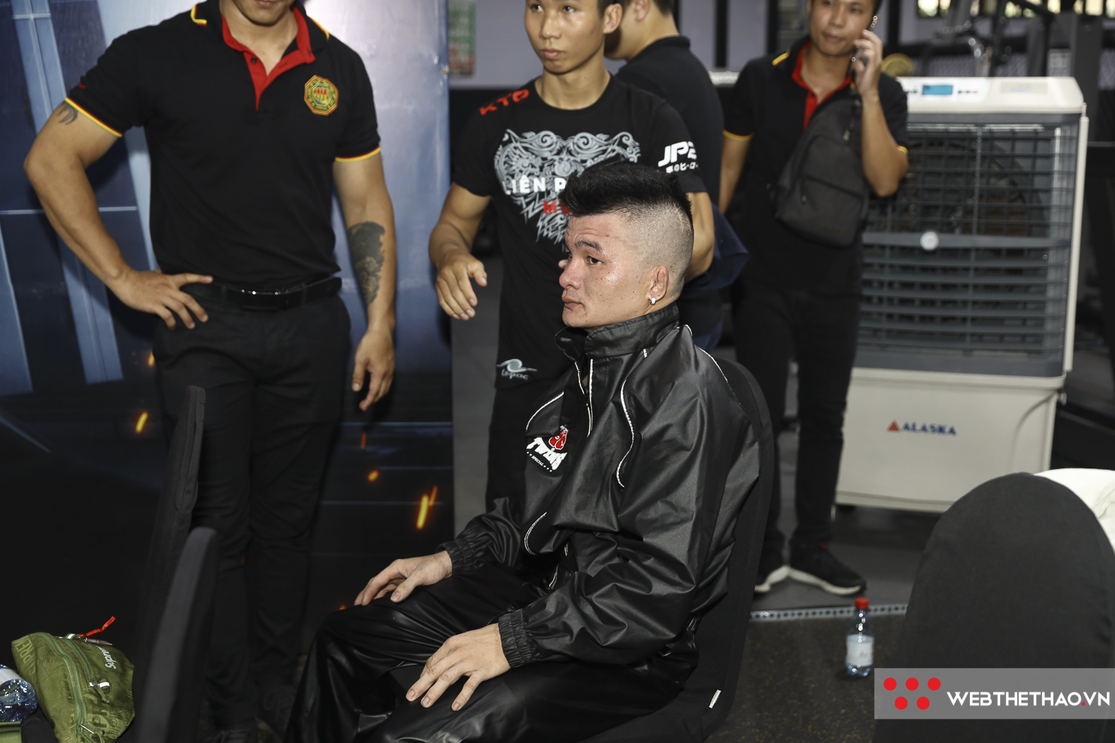 LION Championship 05: Phạm Ngọc Cảnh lố cân, mất 20% tiền thưởng cho đối thủ