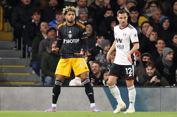 Tỷ lệ kèo trận Fulham vs Leeds, Ngoại hạng Anh, 18h30 ngày 22/4