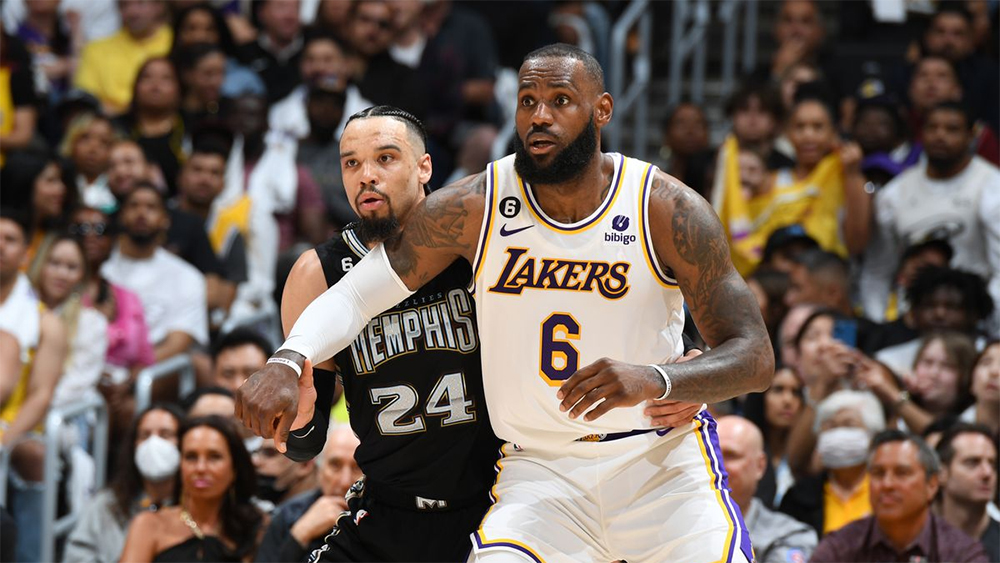 Dẫn đến 29 điểm, Los Angeles Lakers vươn lên dẫn trước Memphis Grizzlies với tỷ số 2-1