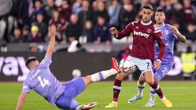 Tỷ lệ kèo trận Bournemouth vs West Ham, Ngoại hạng Anh, 20h ngày 23/4