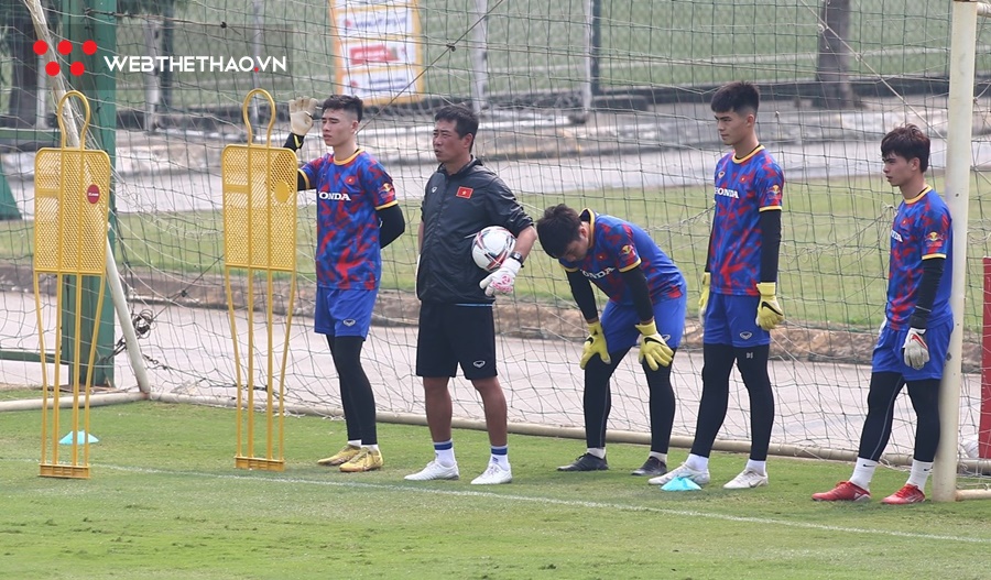 U22 Việt Nam lên đường sang Campuchia, 3 cầu thủ chắc suất dự SEA Games 32