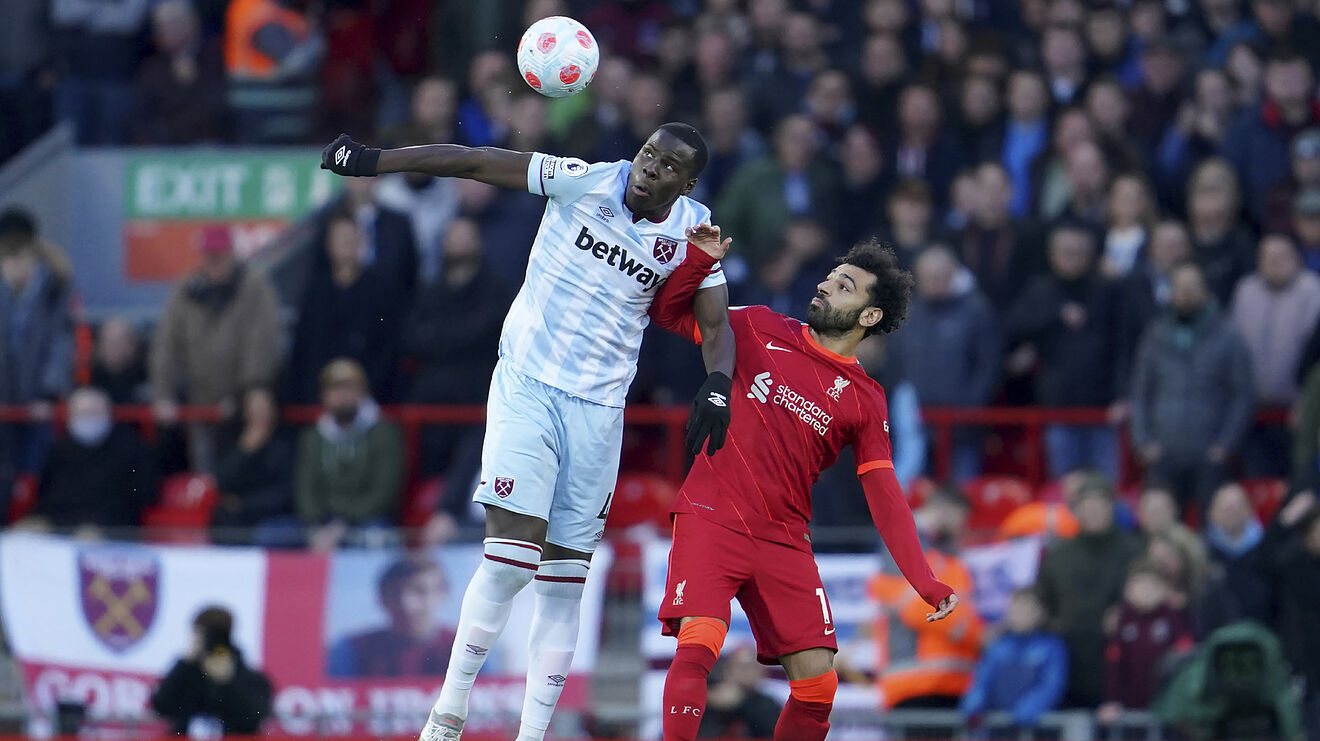 Tỷ lệ kèo trận West Ham vs Liverpool, Ngoại hạng Anh, 1h45 ngày 27/4