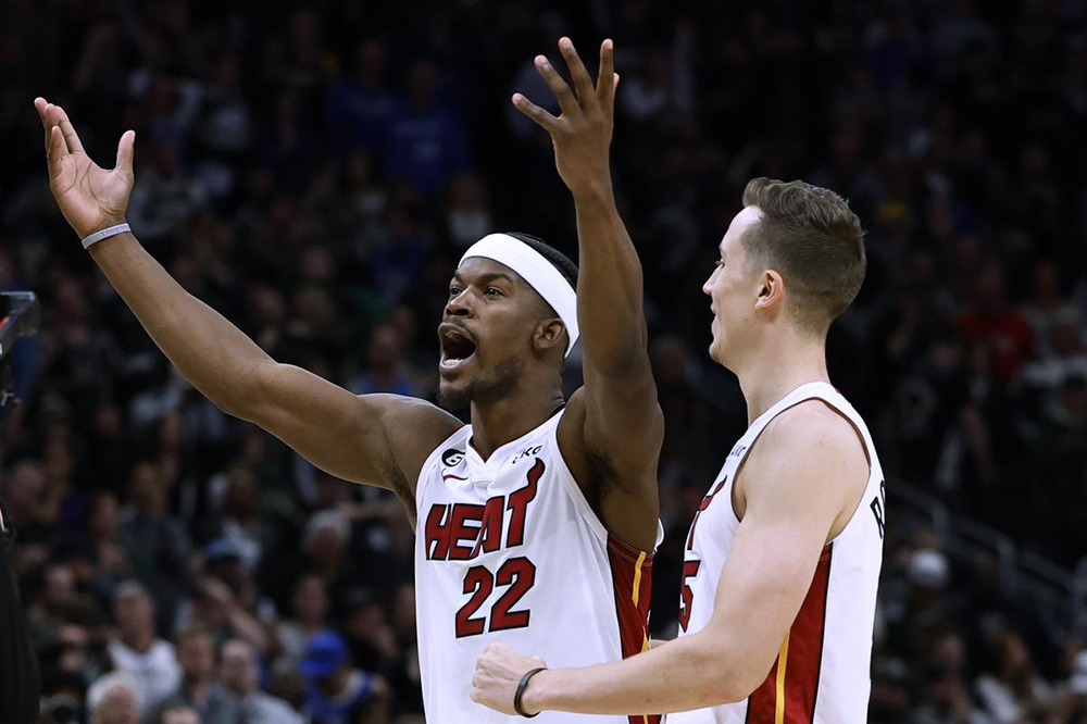 Jimmy Butler sắm vai người hùng, Miami Heat loại hạt giống số 1 Milwaukee Bucks khỏi Playoffs Jimmy Butler sắm vai người hùng, Miami Heat loại hạt giống số 1 Milwaukee Bucks khỏi Playoffs