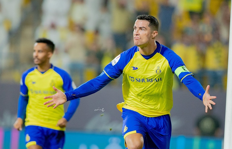 Ronaldo ghi bàn bằng không chiến, Al Nassr thắng đậm Ronaldo ghi bàn bằng không chiến, Al Nassr thắng đậm