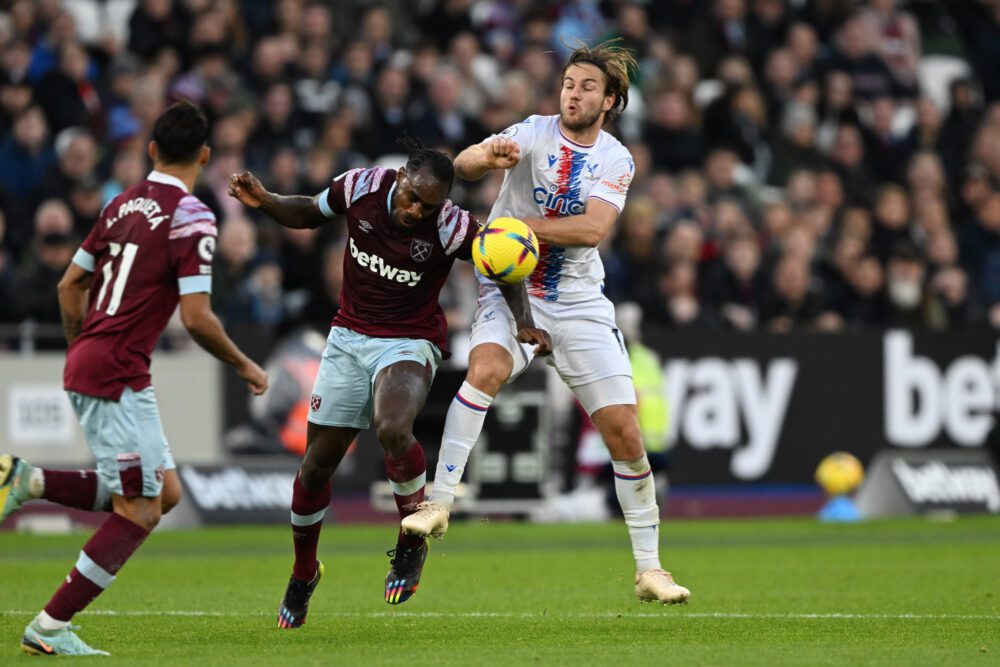 Tỷ lệ kèo trận Crystal Palace vs West Ham, Ngoại hạng Anh, 18h30 ngày 29/4