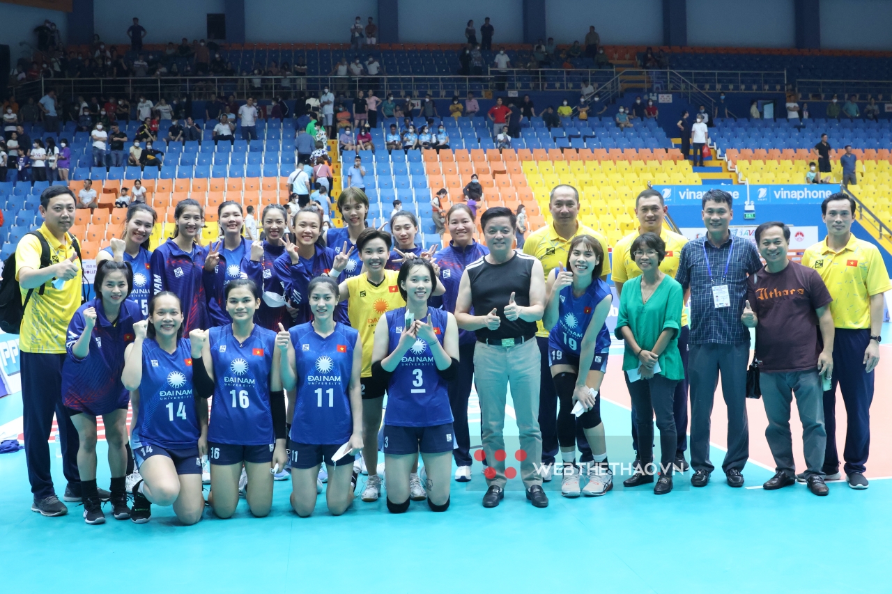 Đả bại đại diện Trung Quốc tại AVC Club 2023, tuyển bóng chuyền nữ Việt Nam nhận thưởng nóng 150 triệu đồng