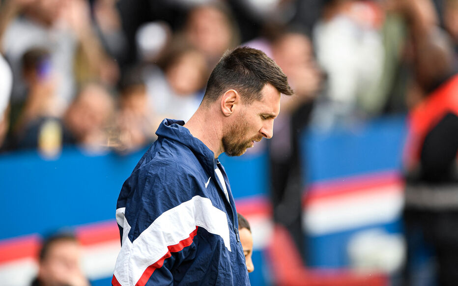 N&oacute;ng: Messi bị PSG treo gi&ograve; sau chuyến đi đến Saudi Arabia