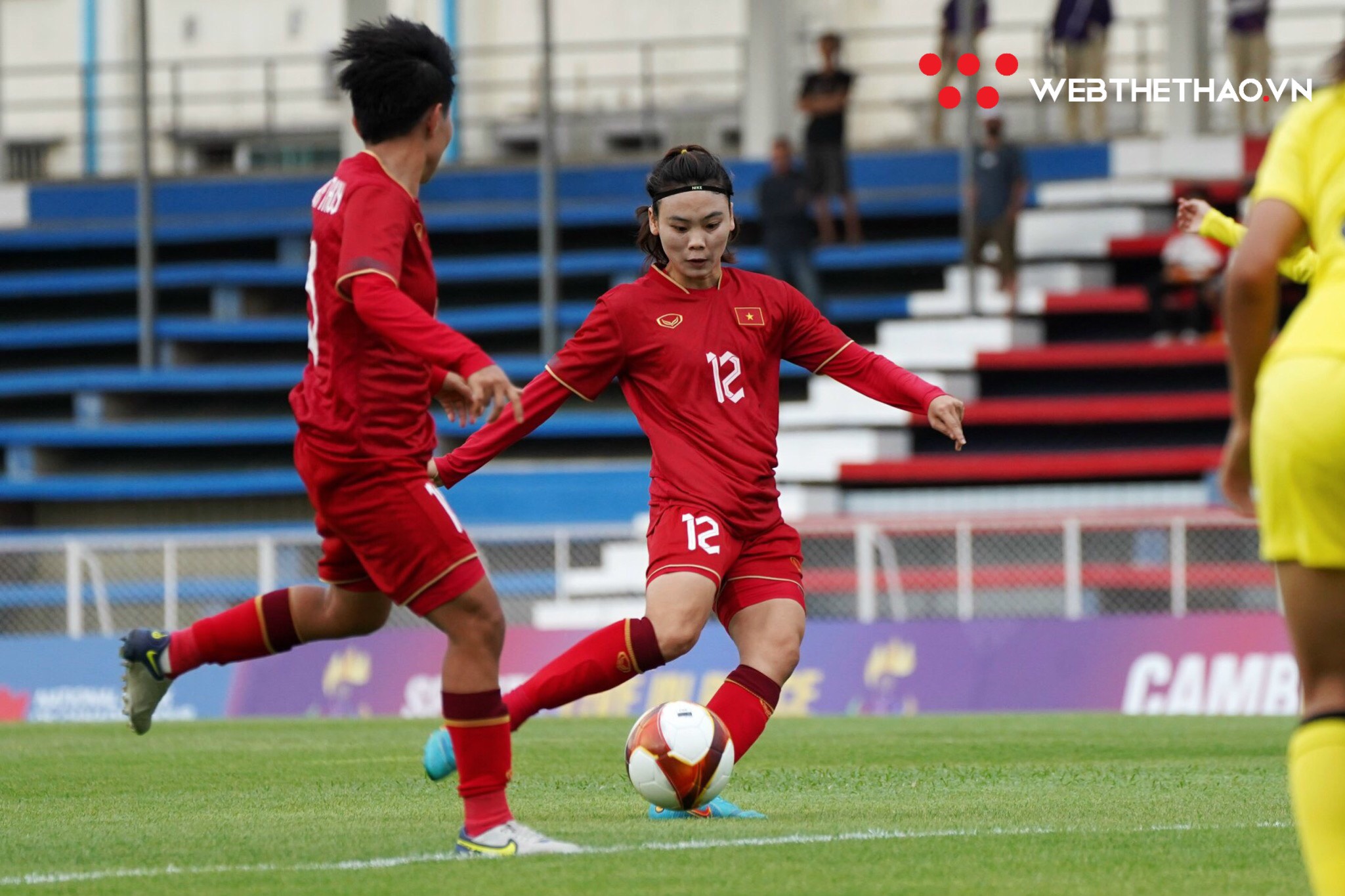 Hải Yến ghi b&agrave;n ở 4 kỳ SEA Games li&ecirc;n tiếp, tuyển nữ Việt Nam thắng dễ Malaysia