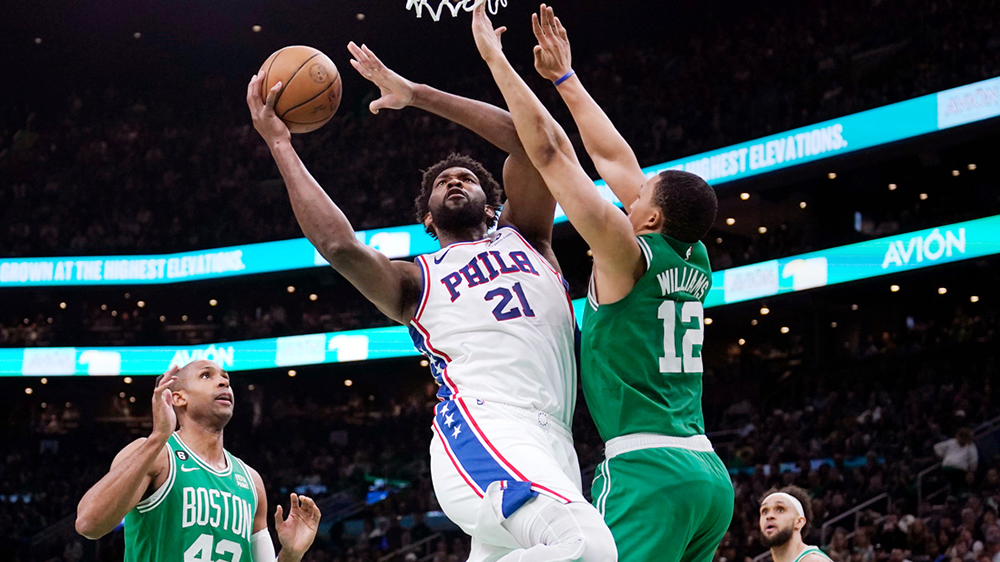 Boston Celtics dội mưa 3 điểm xuống 76ers, phá hỏng màn ra mắt của MVP Joel Embiid