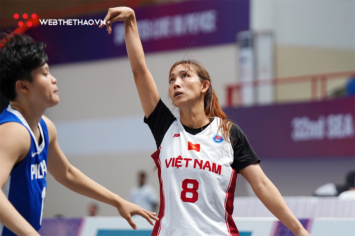Huỳnh Ngoan ném game-winner, đội tuyển Việt Nam thắng nghẹt thở Philippines trong hiệp phụ