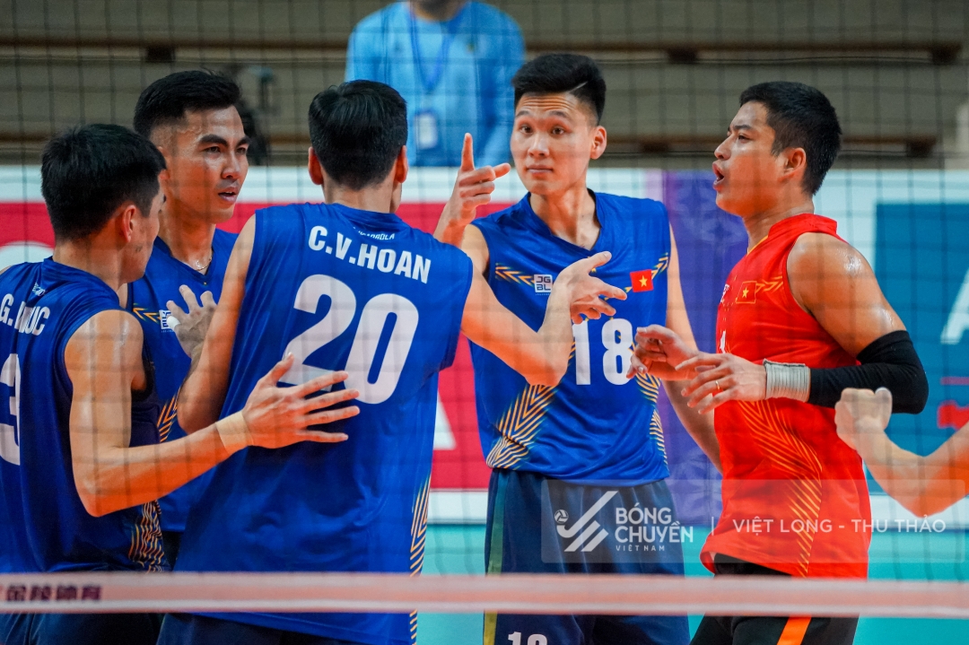 Hy vọng bảo vệ huy chương SEA Games 32 của bóng chuyền nam VN  sụp đổ sau thất bại trước Thái Lan?