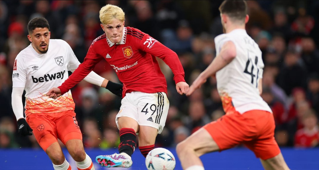Tỷ lệ kèo trận West Ham vs MU, Ngoại hạng Anh, 1h ngày 8/5
