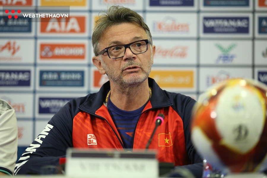 Sớm vào bán kết SEA Games 32, HLV Troussier tiết lộ toan tính khi đấu U22 Thái Lan