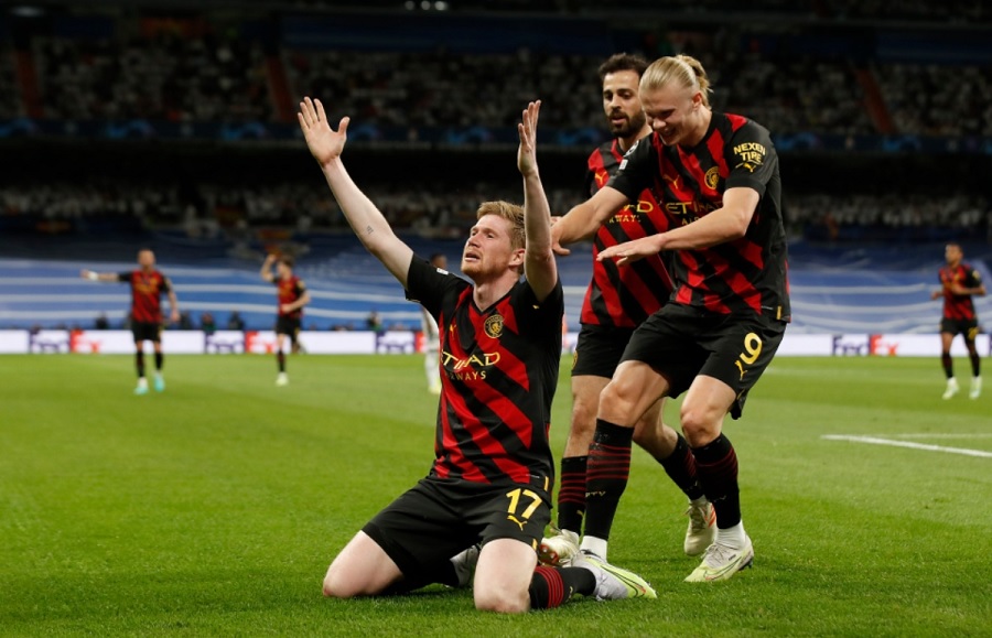 De Bruyne xứng danh &ldquo;vua v&ograve;ng loại trực tiếp&rdquo; Champions League