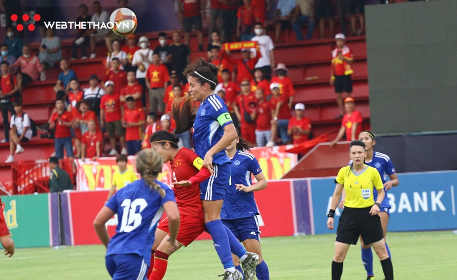 Loại đối thủ nguy hiểm nhất tranh HCV SEA Games 32, HLV Mai Đức Chung chê trọng tài