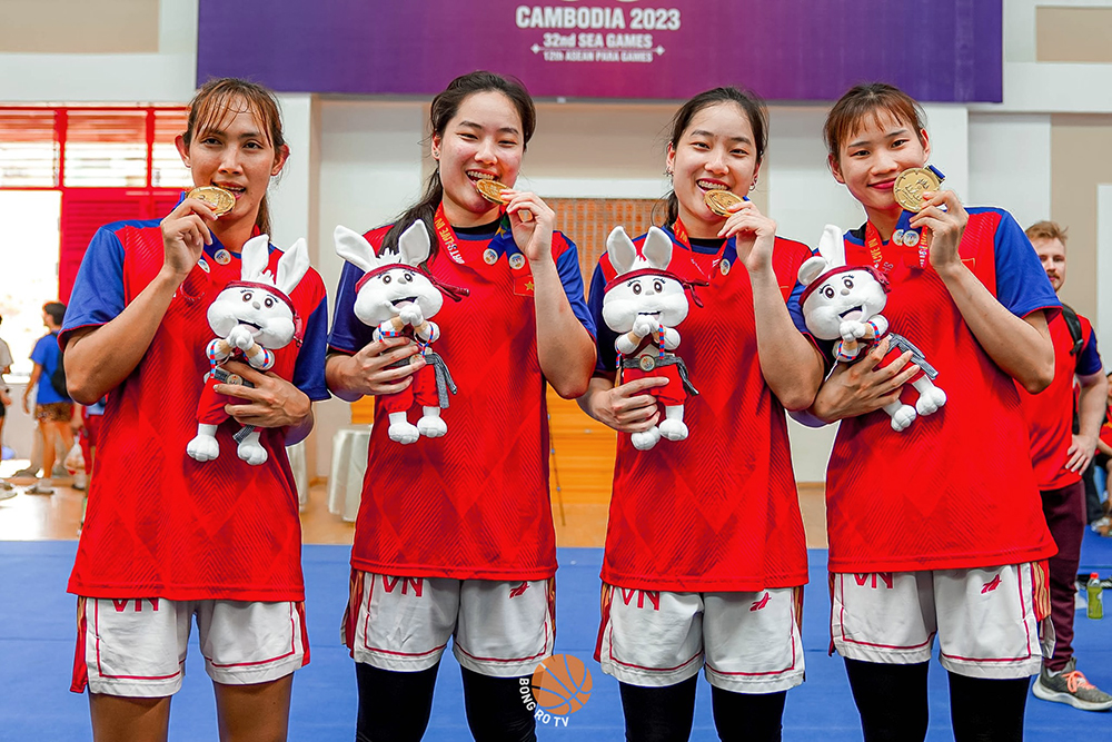 Kết quả bóng rổ 3x3 SEA Games 32: Đội tuyển nữ Việt Nam có huy chương vàng lịch sử
