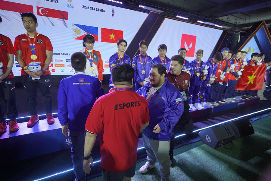 BTC SEA Games 32 gây sốc khi trao HCV VALORANT cho đội tuyển phạm luật và đội bỏ cuộc