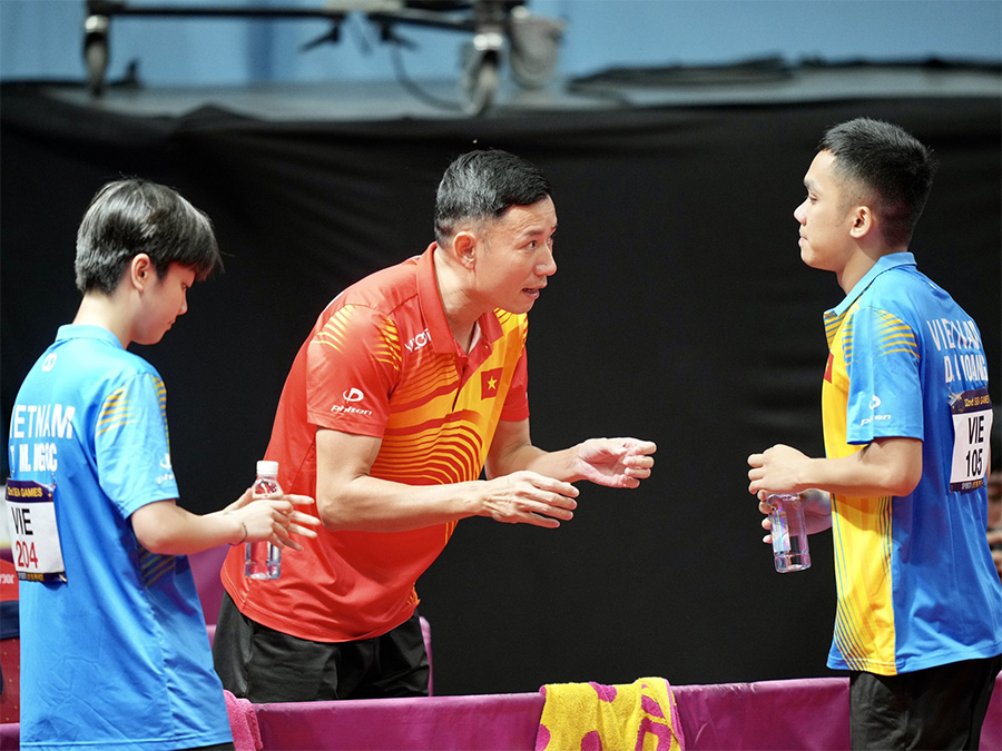 Vũ Mạnh Cường hạnh phúc khi học trò tái hiện chiến tích lịch sử tại SEA Games 97