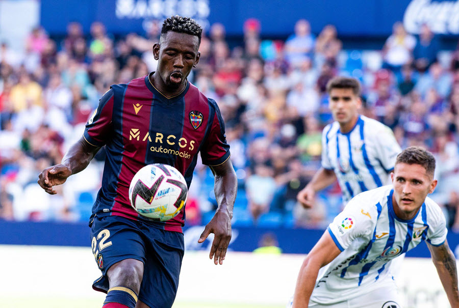 Nhận định Levante vs Ibiza: Chen chân top 2