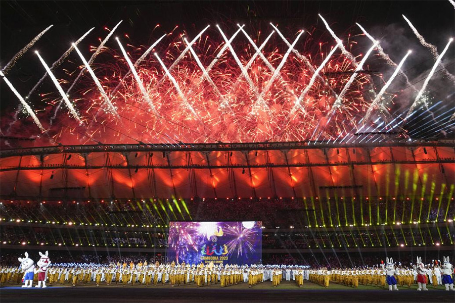 Lễ bế mạc SEA Games 32: Lời tạm biệt ấn tượng của Campuchia