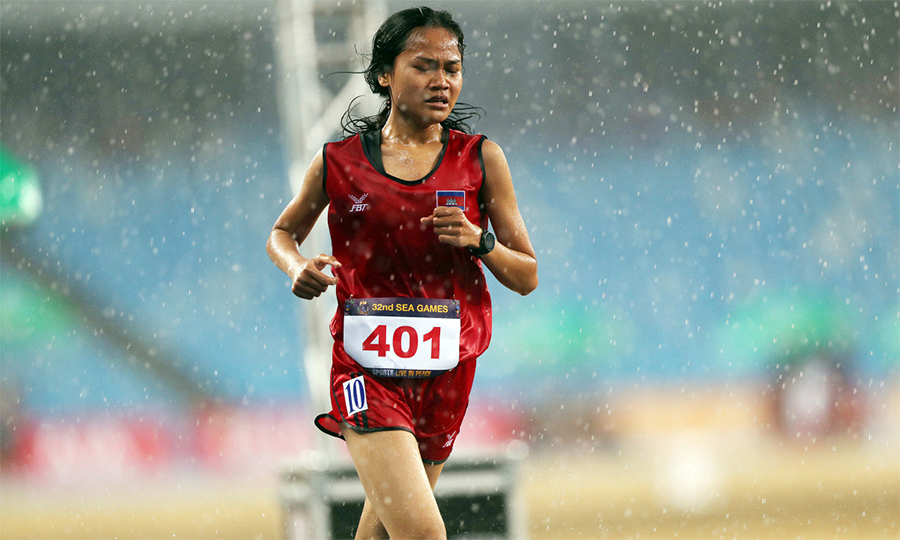 Chân chạy 5000m Campuchia và cuộc sống mới sau SEA Games 32 Chân chạy 5000m Campuchia và cuộc sống mới sau SEA Games 32