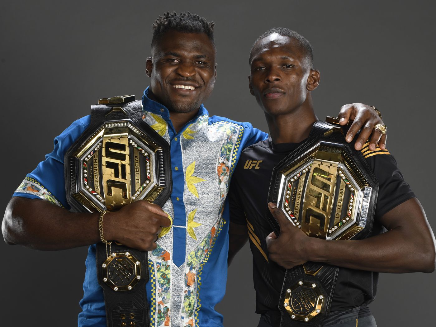 Israel Adesanya b&ecirc;nh vực Francis Ngannou khi quyết t&acirc;m thay đổi UFC