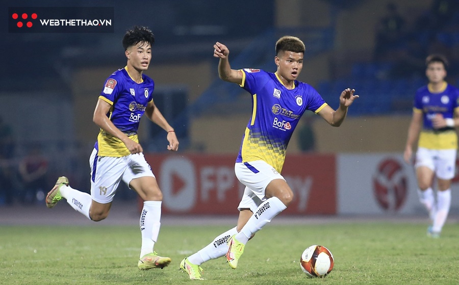 Cầu thủ U22 Việt Nam sau SEA Games 32: Ra sân nhiều hơn ở V.League nhưng ít dấu ấn