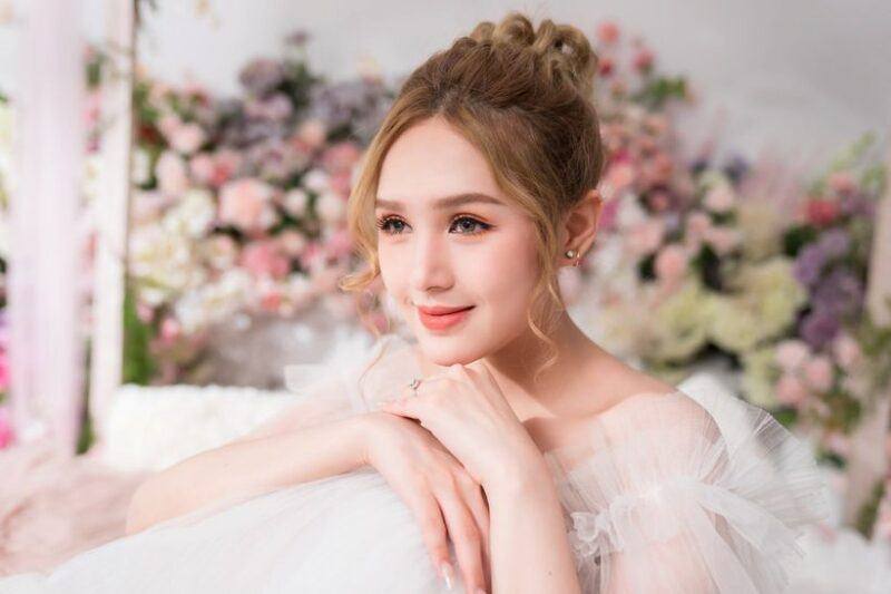 Người đẹp Xoài Non “lột xác” xuất thần khi hoá thân thành môn phái Nga Mi tại Kiếm Thế Origin