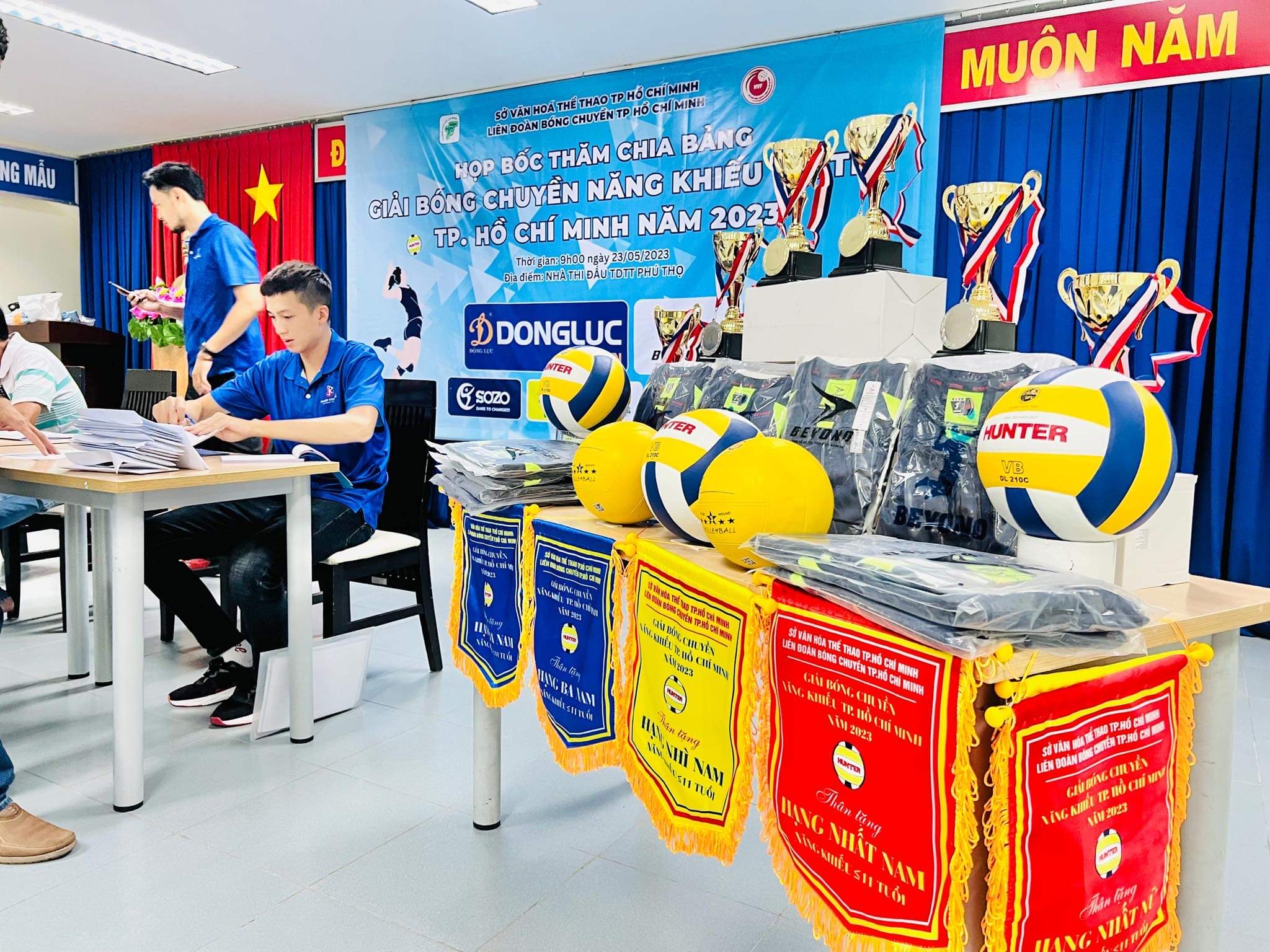Khởi tranh Giải bóng chuyền Năng khiếu và Trẻ Tp.Hồ Chí Minh năm 2023