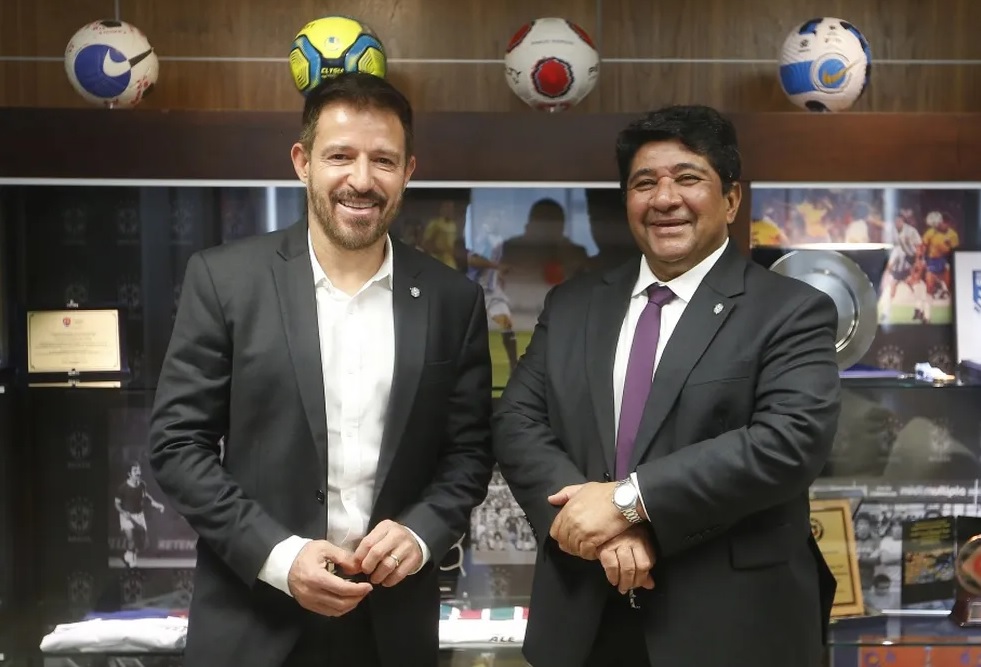 Brazil là một trong 7 đội trên thế giới không có HLV cho World Cup 2026