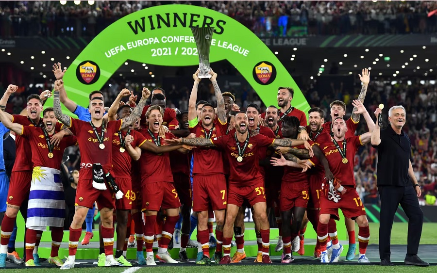 Roma và những đội bóng Ý chơi 2 trận chung kết cúp châu Âu liên tiếp