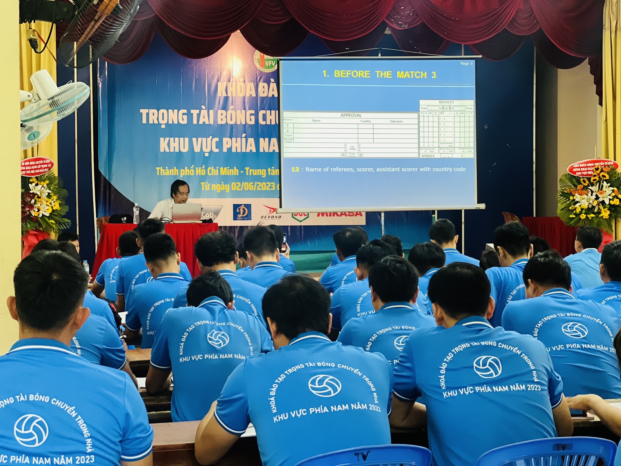 Khóa đào tạo trọng tài bóng chuyền phía Nam chứng kiến số học viên kỷ lục