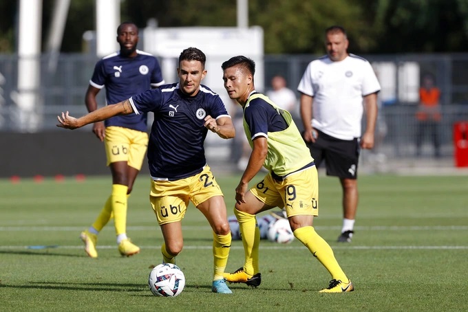 Quang Hải trở lại V.League: Bước lùi cứu vãn sự nghiệp Quang Hải trở lại V.League: Bước lùi cứu vãn sự nghiệp